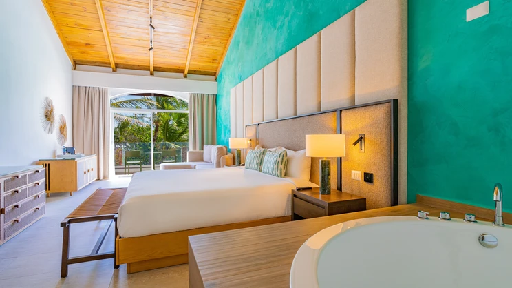 Tropical Deluxe Princess